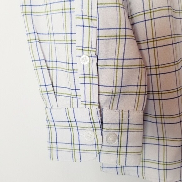 Haggar Tuckless Moisture Wicking Slim Fit White Plaid Shirt Size Medium - Picture 5 of 8